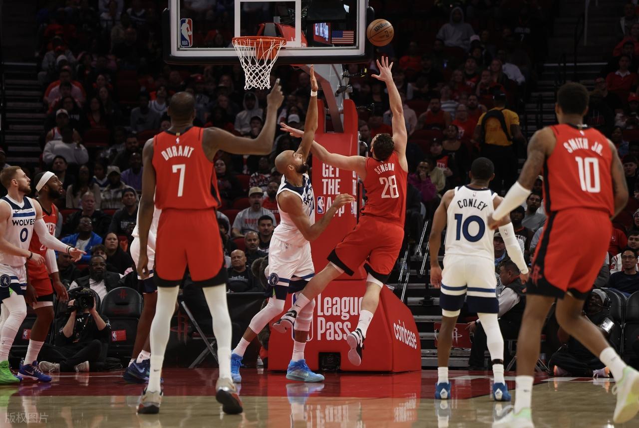 世界杯直播app入口-彻底抡冒烟！杜兰特狂砍39+4+7！硬刚戈贝尔，申京25+14六犯毕业