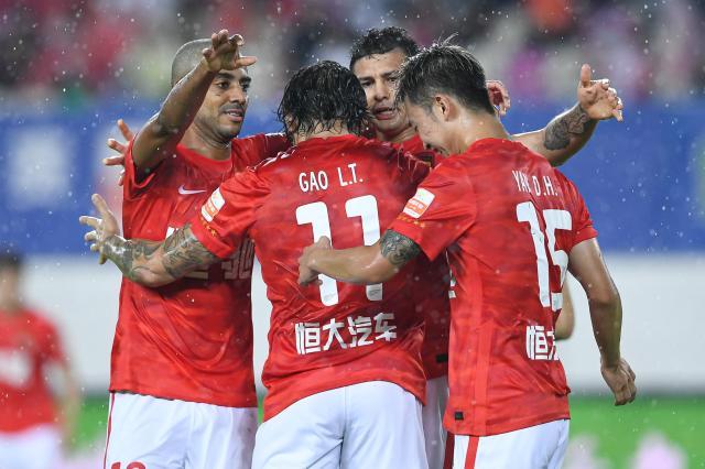 世界杯官方下载-广州队三叉戟首次合体发威 八冠王终于获中超首胜